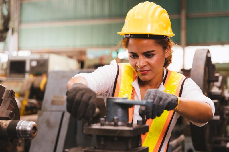 Riesgos laborales en Colombia: normativa, clasificación y buenas prácticas de prevención